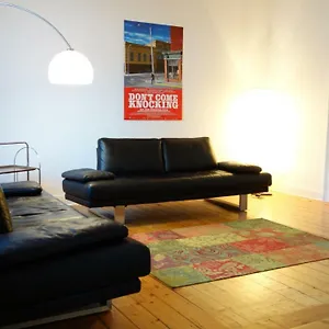  Apartment Altbauwohung In Dusseldorf-flingern